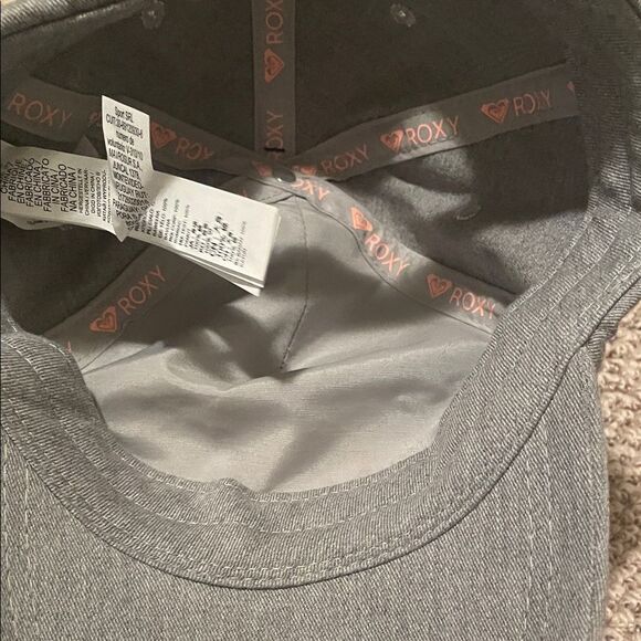 Roxy Women's Gray Hat with Pink Logo - Picture 4 of 4
